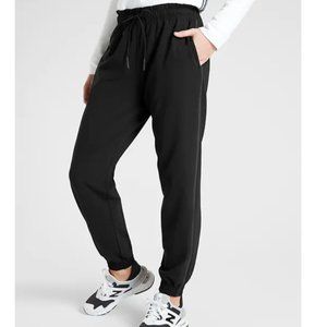 Metropolis Jogger Pants